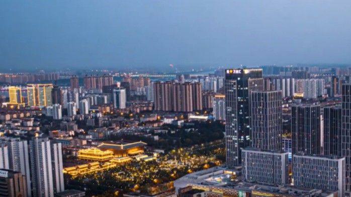 2024关键字·“红”：前高后扬，新质生产力成引擎