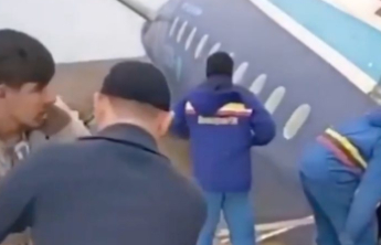 阿塞拜疆航空公司发布坠毁客机62名乘客名单，机上另有5名机组人员