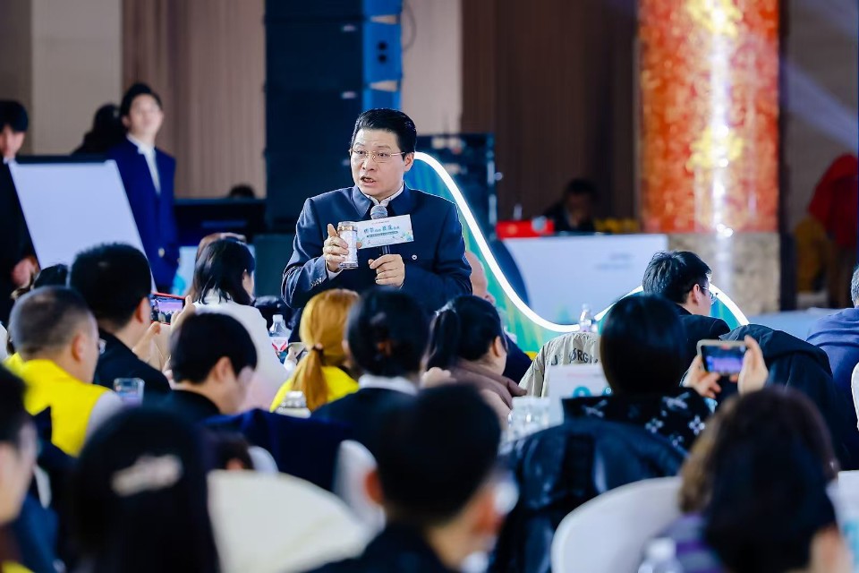 河洛康家21代孙康华兰分享家文化研究