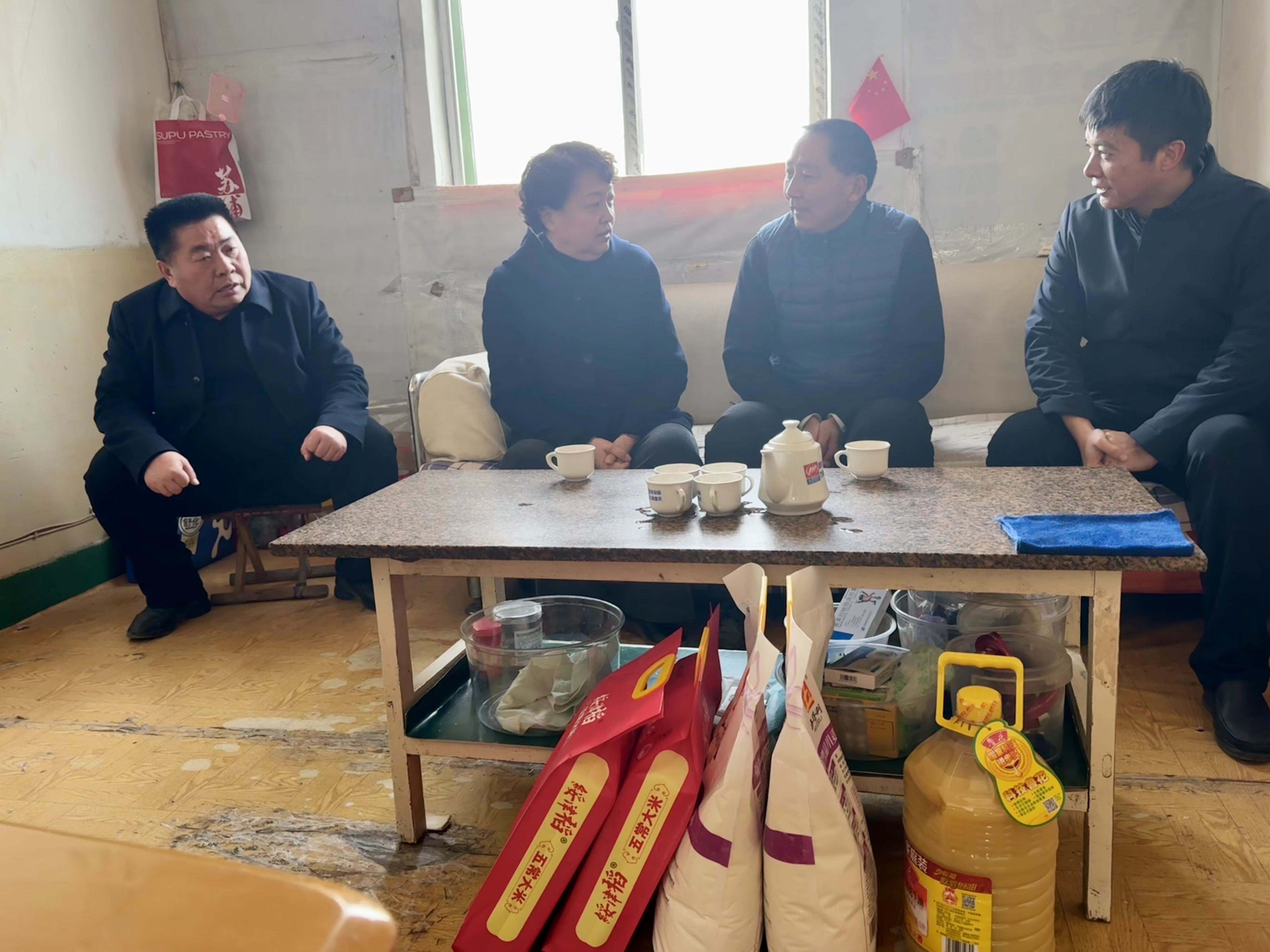 历城区退役军人事务局春节走访慰问烈士遗属与伤残军人