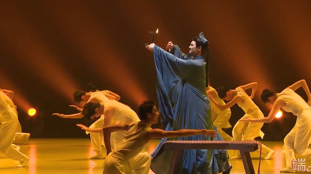 巳巳如意端上春晚|点亮文化之光！舞蹈《典·灯》颂中华文脉绵延