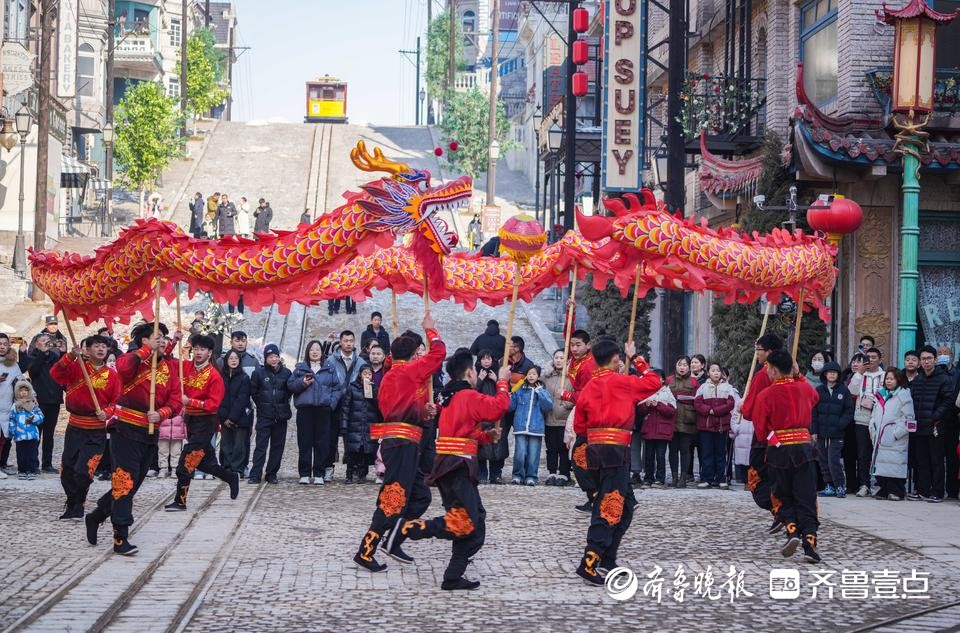 数万游客打卡《唐探1900》拍摄地，乐陵影视城热闹极了