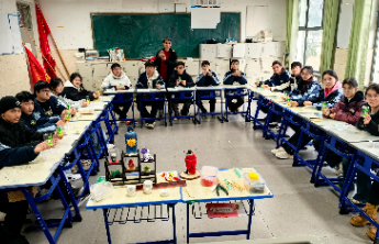 新春走基层|非遗进校园，传承人用非遗搭起文化交流的桥梁