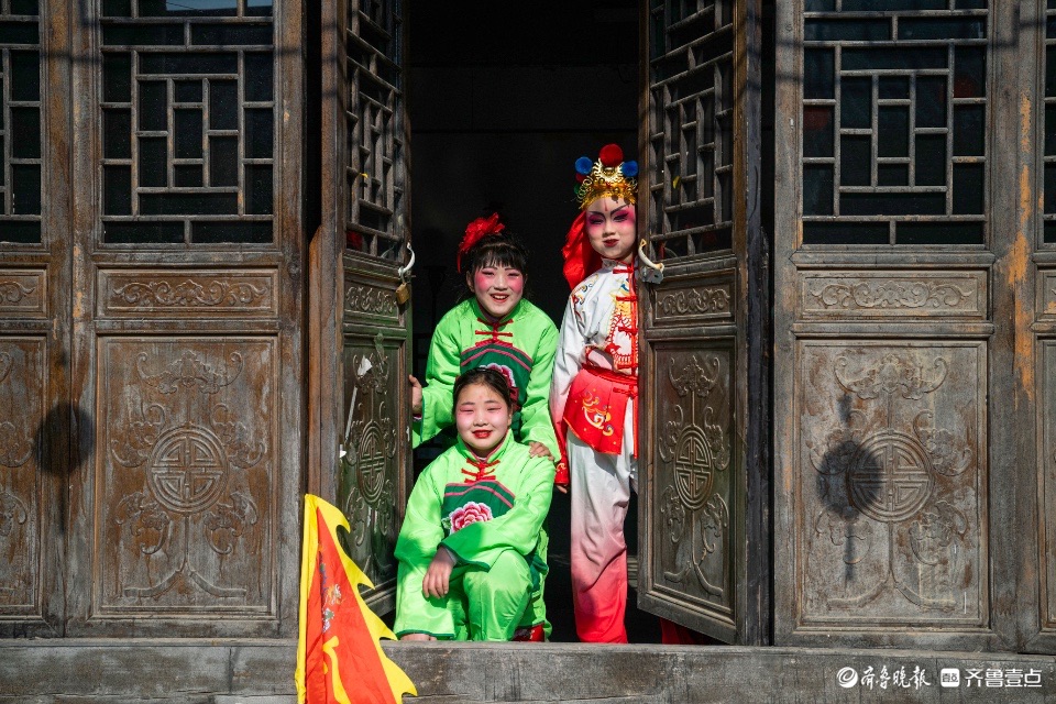 吉祥中国年 | 海阳古城秧歌扭起来