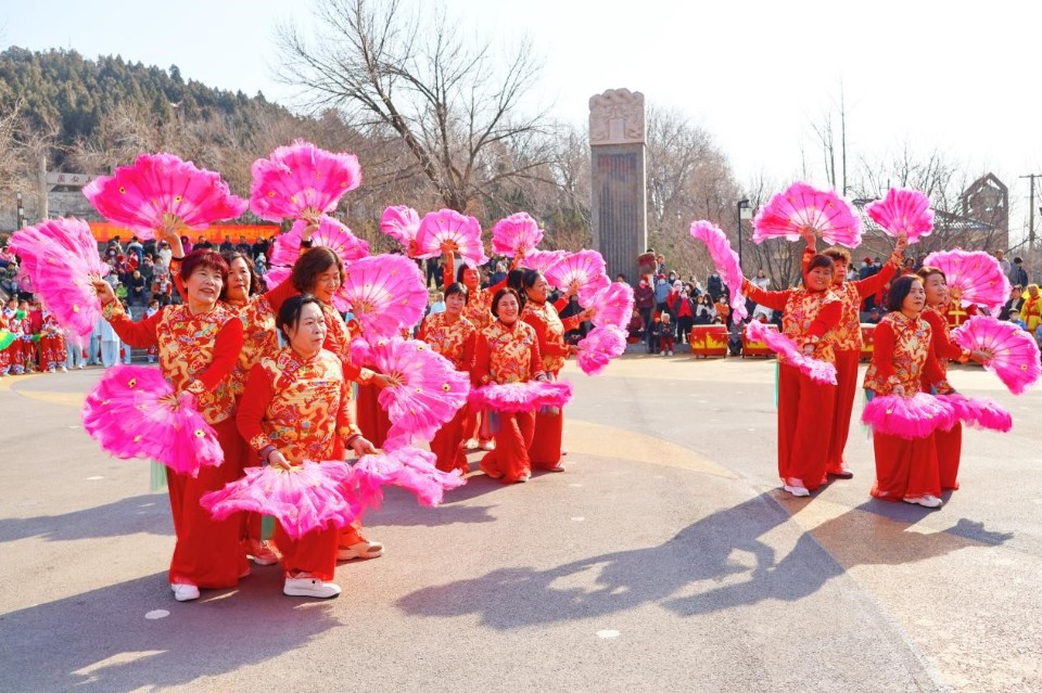 壹点图集｜瑞蛇迎春闹元宵！淄博高新区傅山村元宵节活动精彩呈现