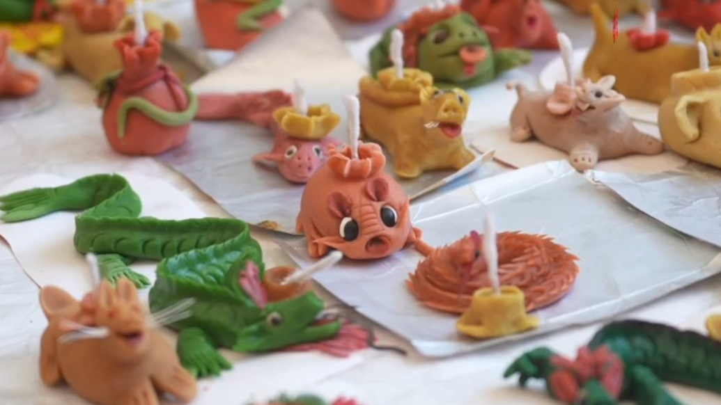 果然视频|烟台海阳人巧捏“豆面灯”迎元宵节，祈求风调雨顺