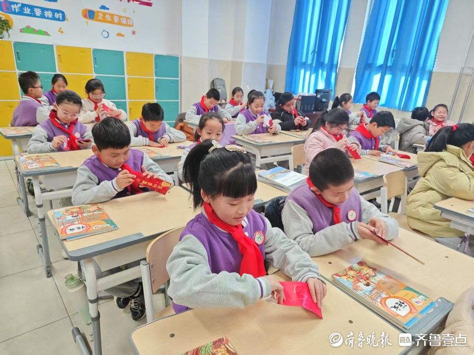 红包一抽，快乐翻天！济南高新区稼轩小学开学“花样”迎新