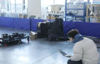 杭州启示录⑤|专访蓝芯科技：行业首创，给机器人装上了“眼睛”