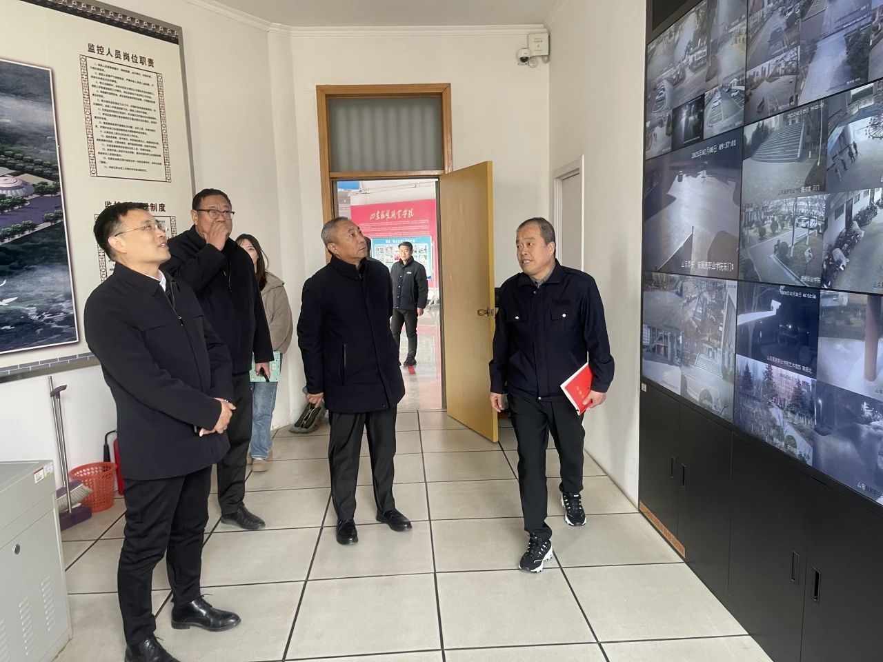 山东服装职业学院开展2025年春季开学校园安全检查