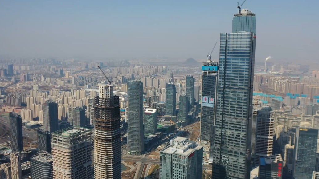 果然视频|济南CBD航拍：超高层建筑雄伟壮丽，一片欣欣向荣