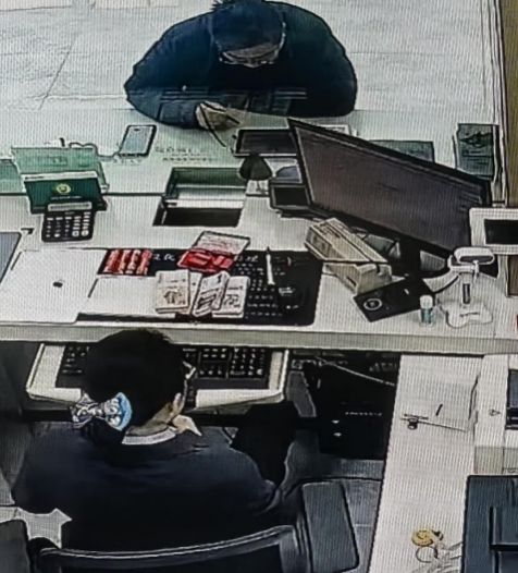 农行济南大舜支行：金融服务无小事，残币兑换暖人心