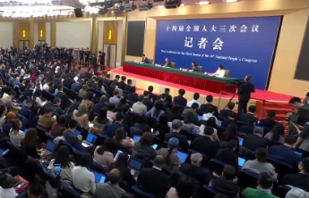 王毅谈周边外交：家和万事兴