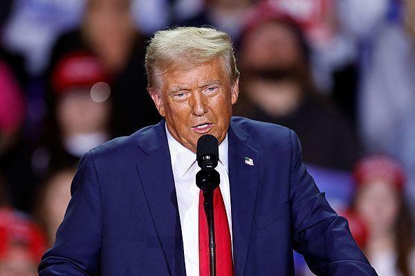 特朗普表示不会暂停关税政策