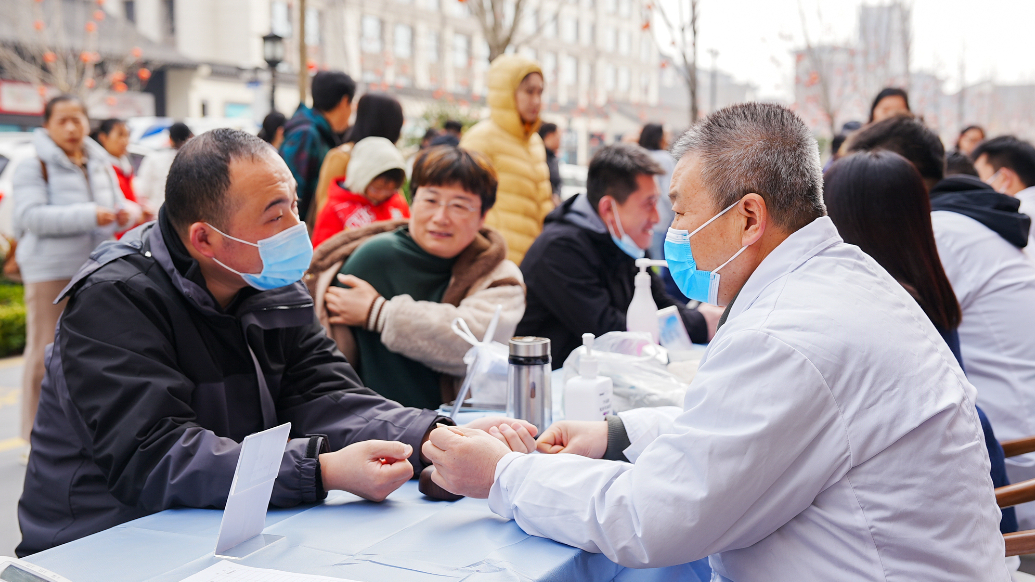 果然视频|太白湖新区举办中医药服务进社区系列活动