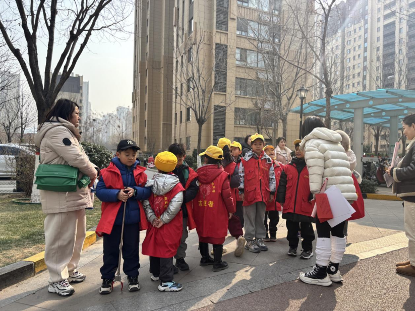 济南市市中区十六里河街道开展垃圾分类志愿服务活动