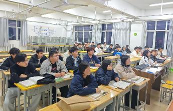 “00后”高职教师：我为何选择殡葬专业