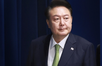 尹锡悦被罢免总统职务