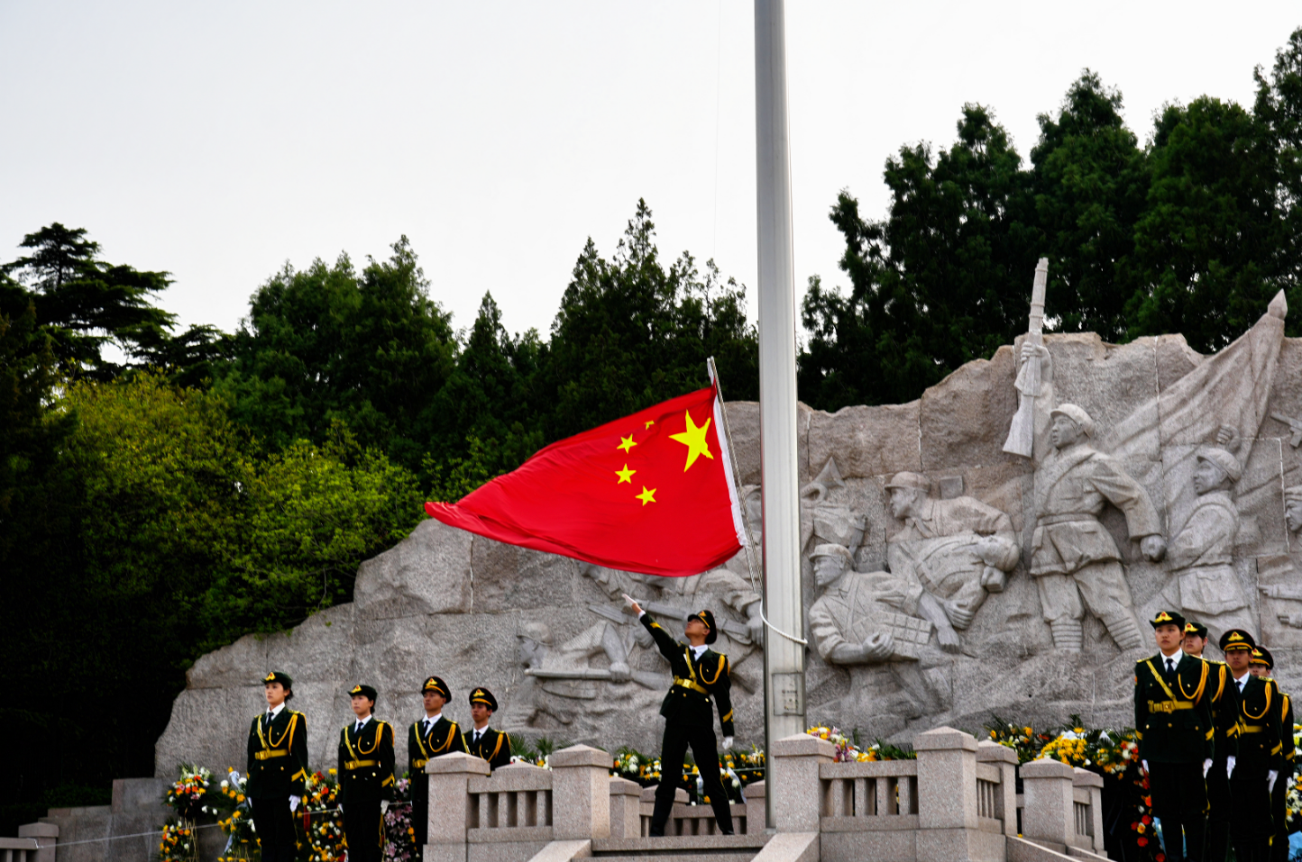 赓续红色血脉，济南革命烈士陵园清明祭英烈主题活动引发社会共鸣