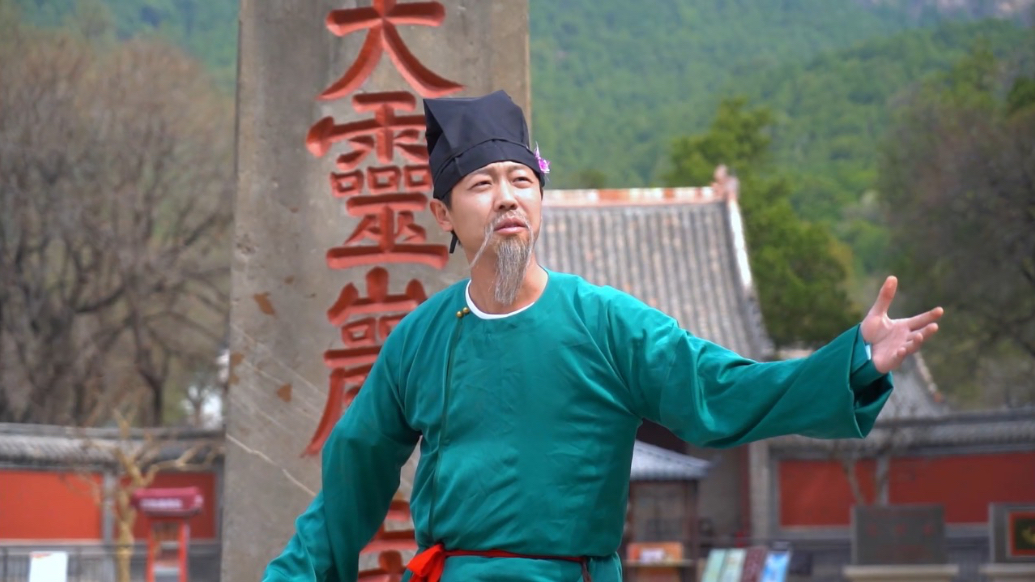 果然视频｜好寺灵岩春意浓，卖花郎在这里“贩卖”春天