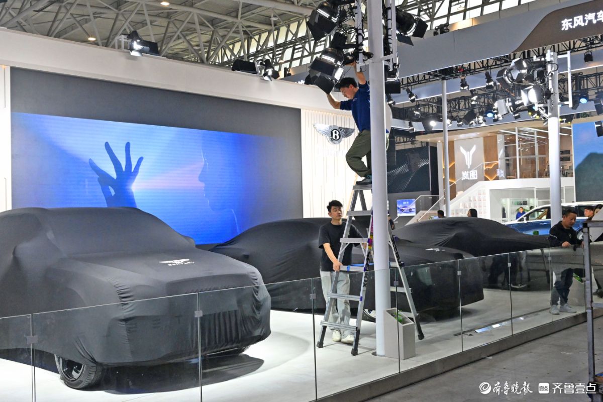 齐鲁春季车展万事俱备只待启幕，新车豪车集体亮相