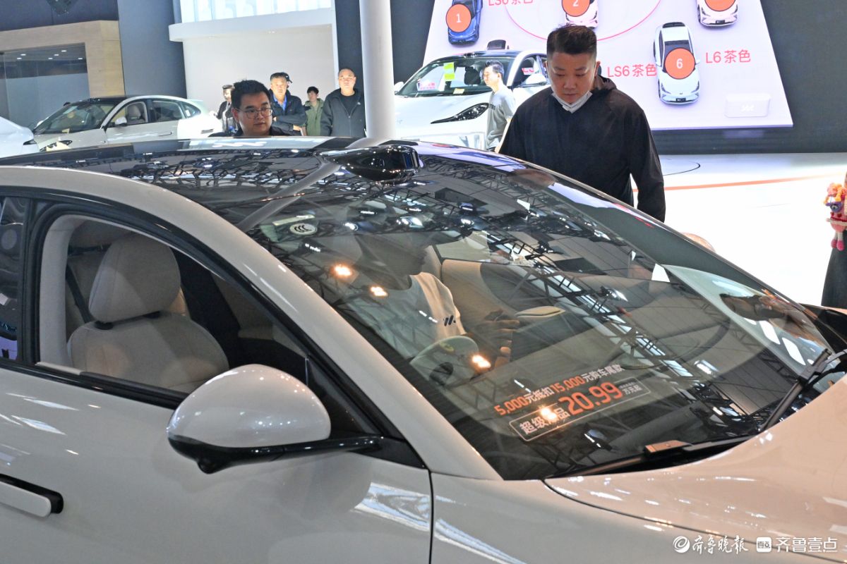 齐鲁春季车展万事俱备只待启幕，新车豪车集体亮相