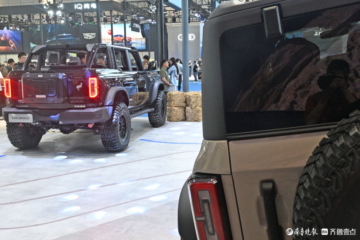 消费热情不减，硬派越野和豪华家用汽车受关注