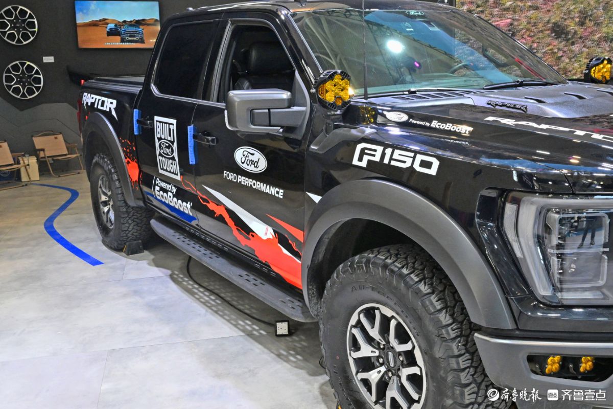 消费热情不减，硬派越野和豪华家用汽车受关注