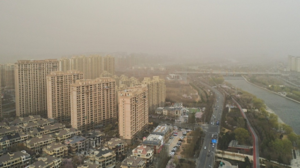 强冷空气影响我国中东大部地区，多地航班受影响