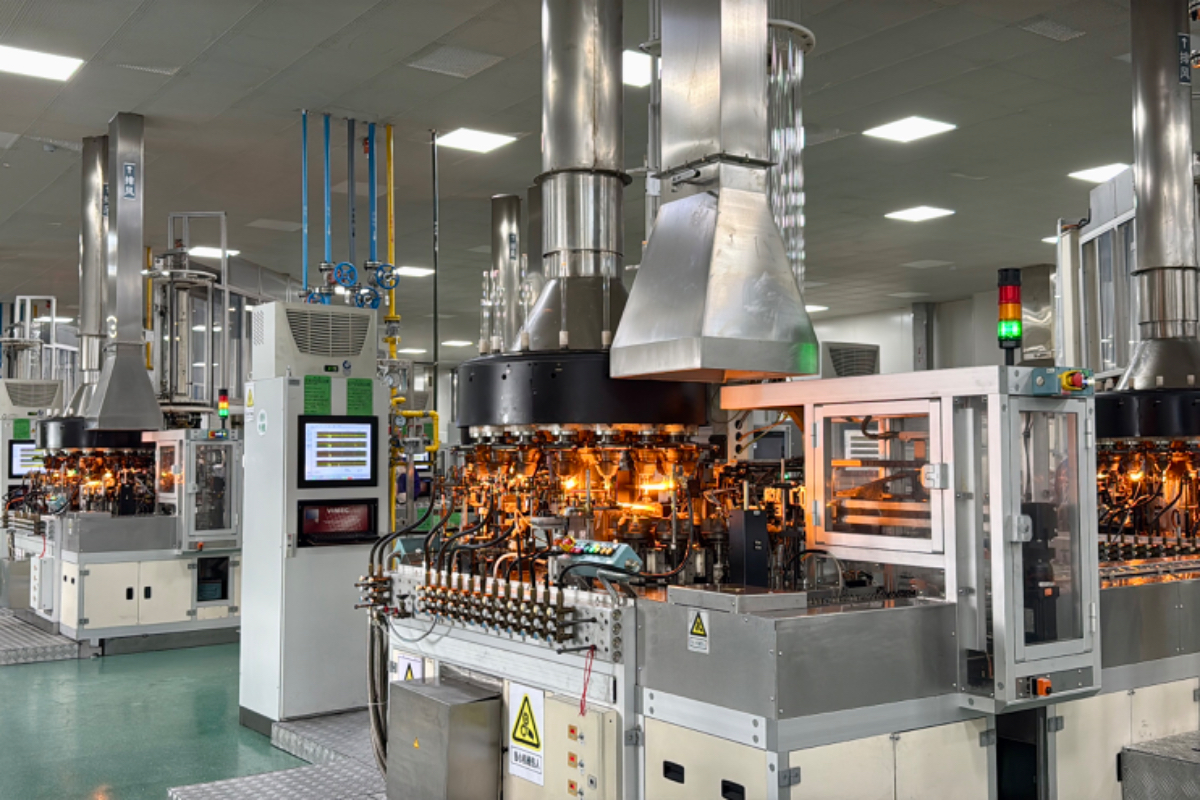 壹点图集｜国内首条生产示范线！山东药玻为啥行