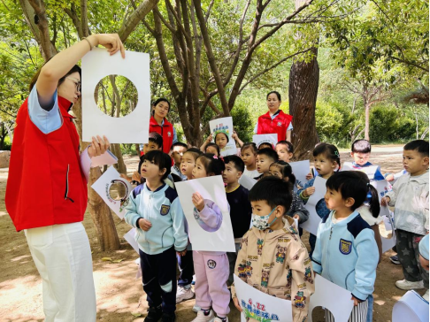 济南公园景区开展“世界地球日”系列活动，共谱人与自然和谐乐章