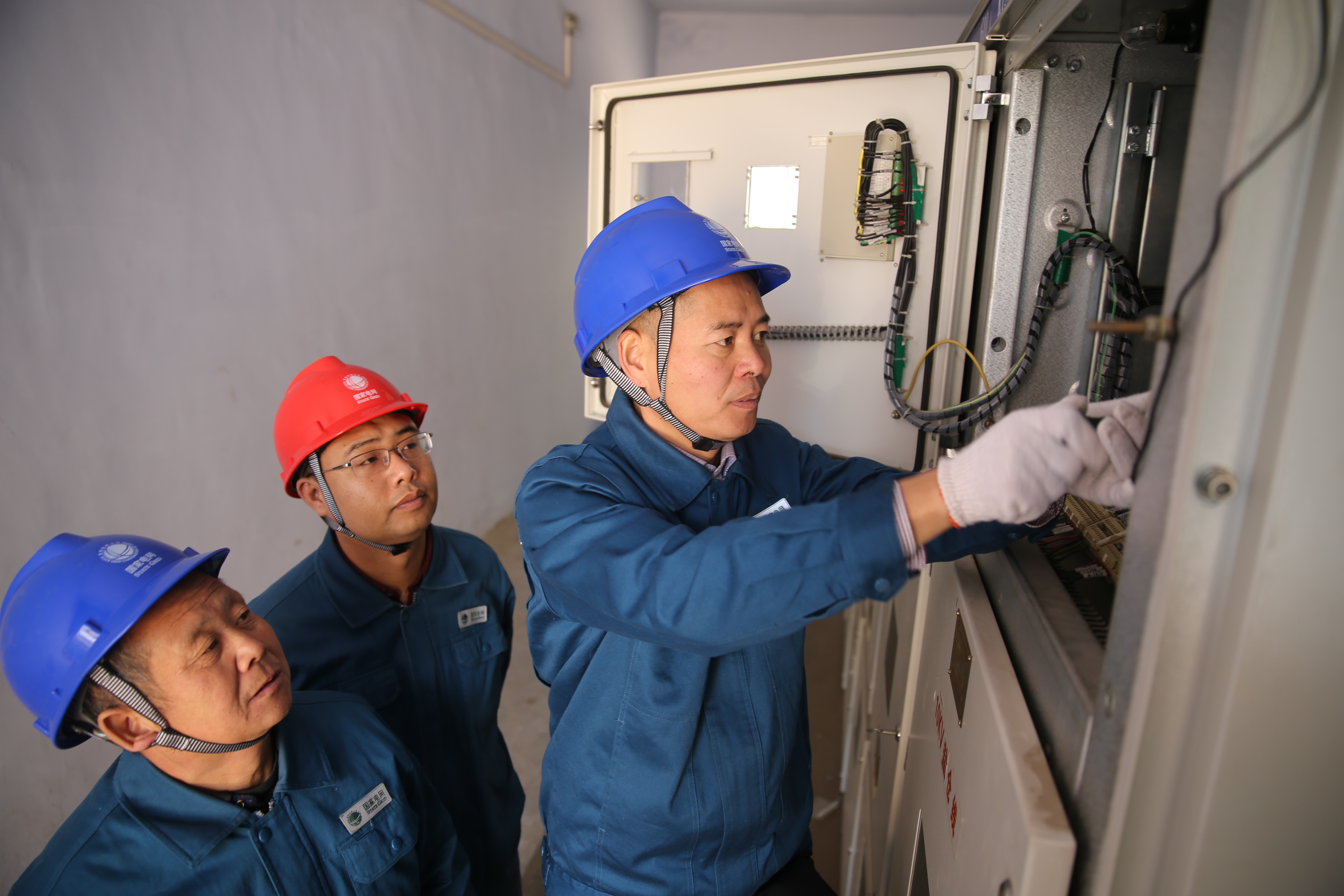 从一线电工到全国劳动模范，他24年创新不止步