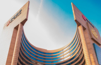 中信银行暖心服务助力跨境求学路：一场跨越语言的现金汇款服务