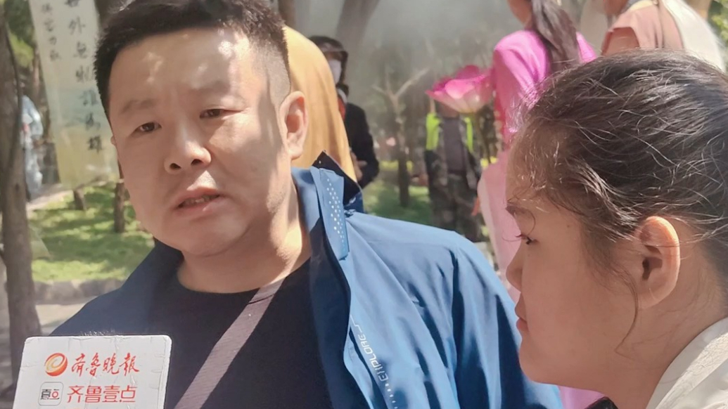 果然视频｜家长带娃打卡蓬莱阁，称既可看美景又能感受人文地理