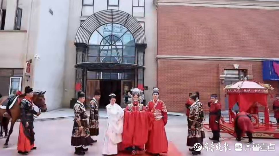 3900余对新人“瘦身”结婚，“五一”济南婚庆火热