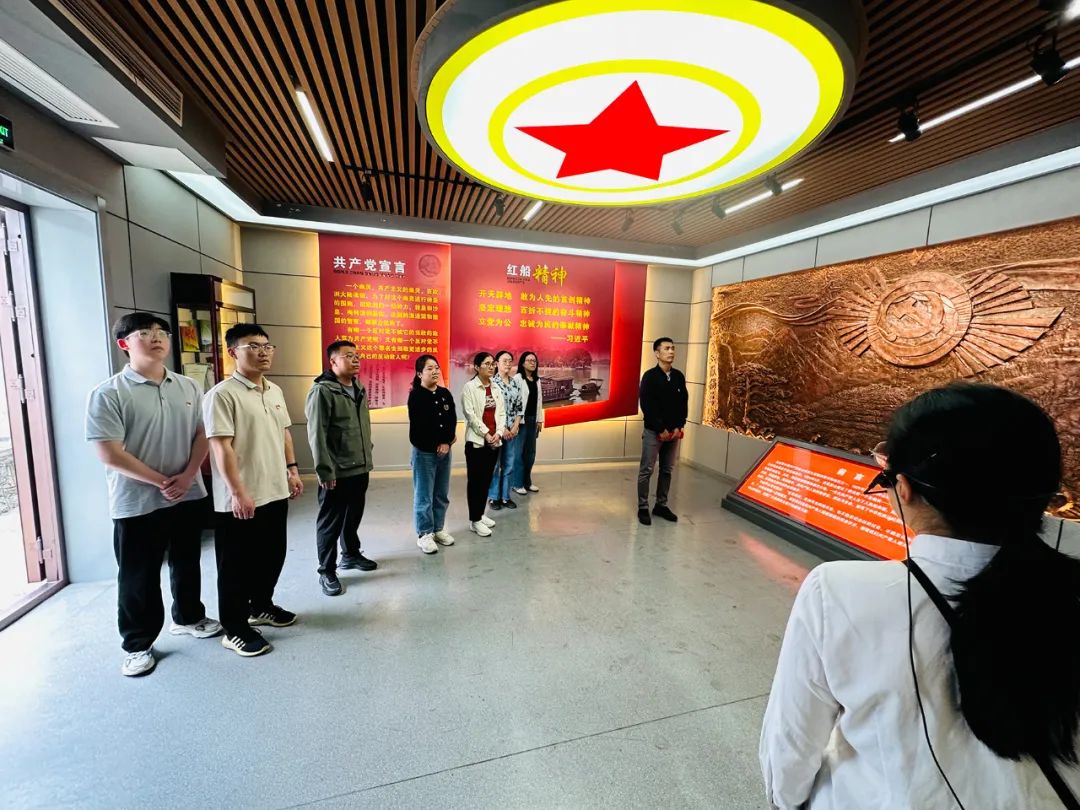 泰安市委党史研究院开展“百年党史润初心 ‘五四’精神传薪火”参观践学活动