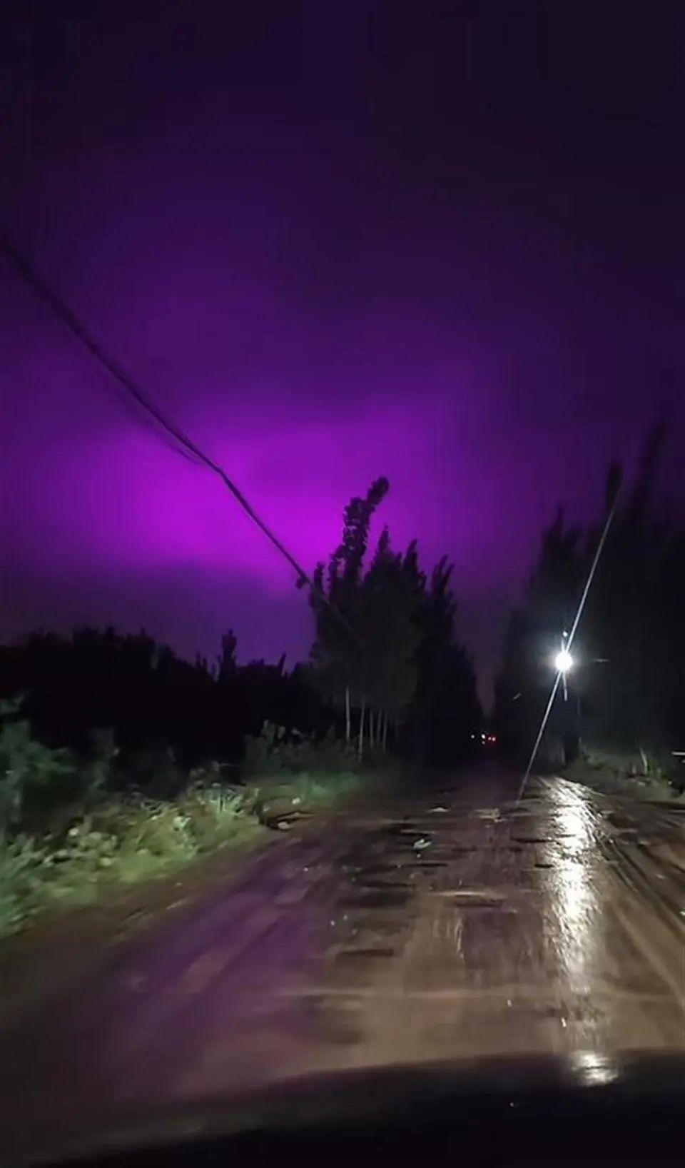 济南雨后现"紫色夜空",气象部门回应