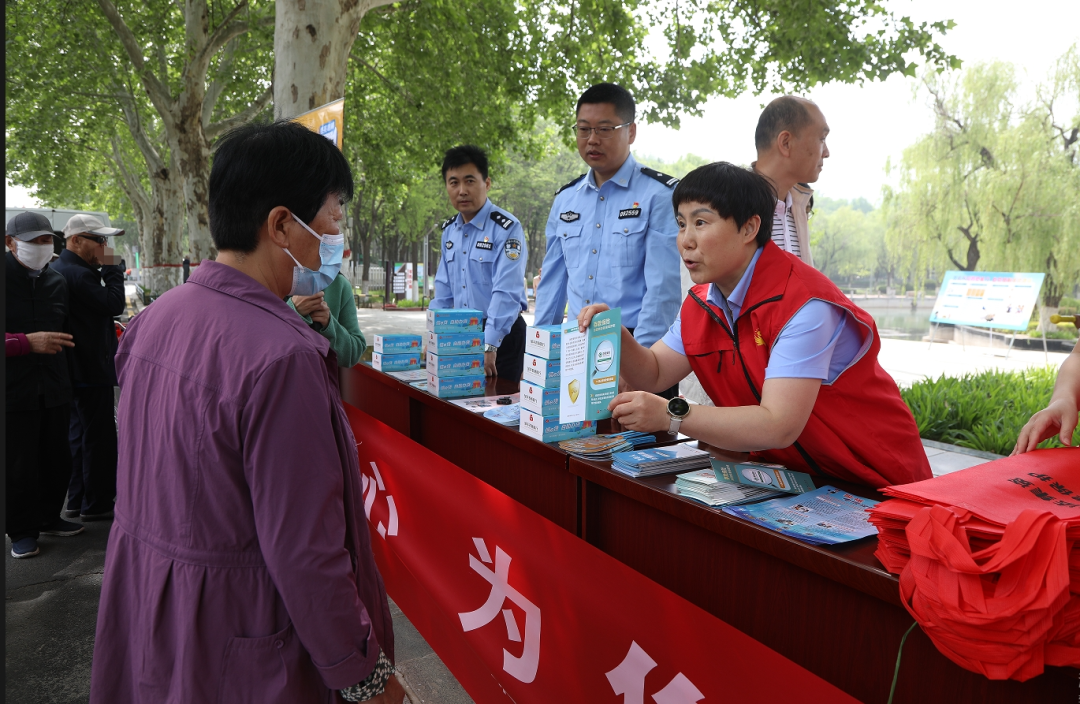 启东农商银行：警银携手筑牢反诈防线