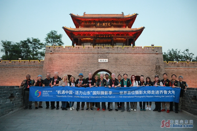 Photography masters capture Taierzhuang’s timeless charm blending history and modernity