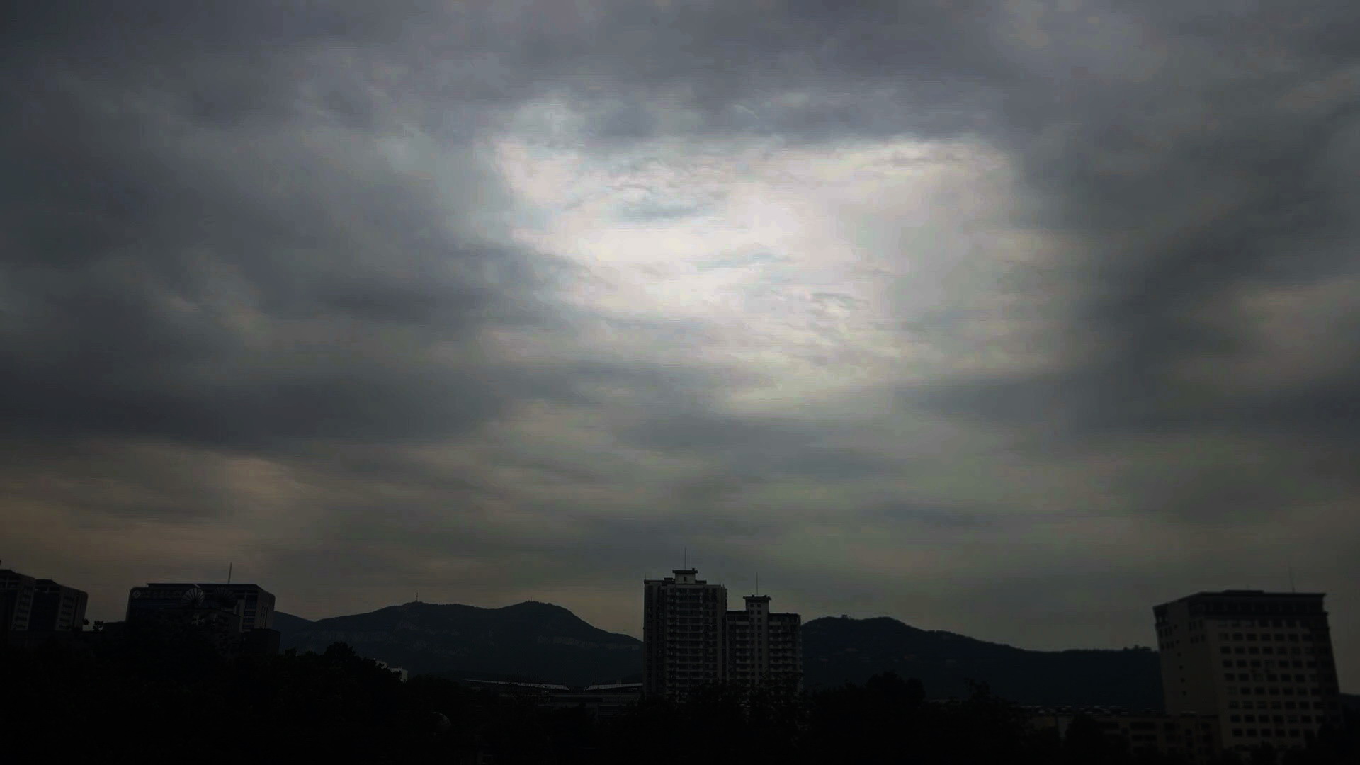 北风起、气温降，济南今日将有雨