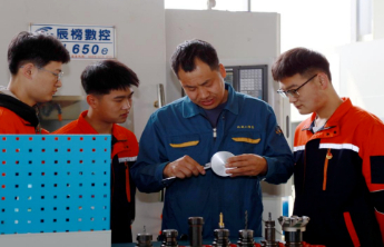 临沂职业学院智能制造学院：构建产教融合生态，打造技能提升范式