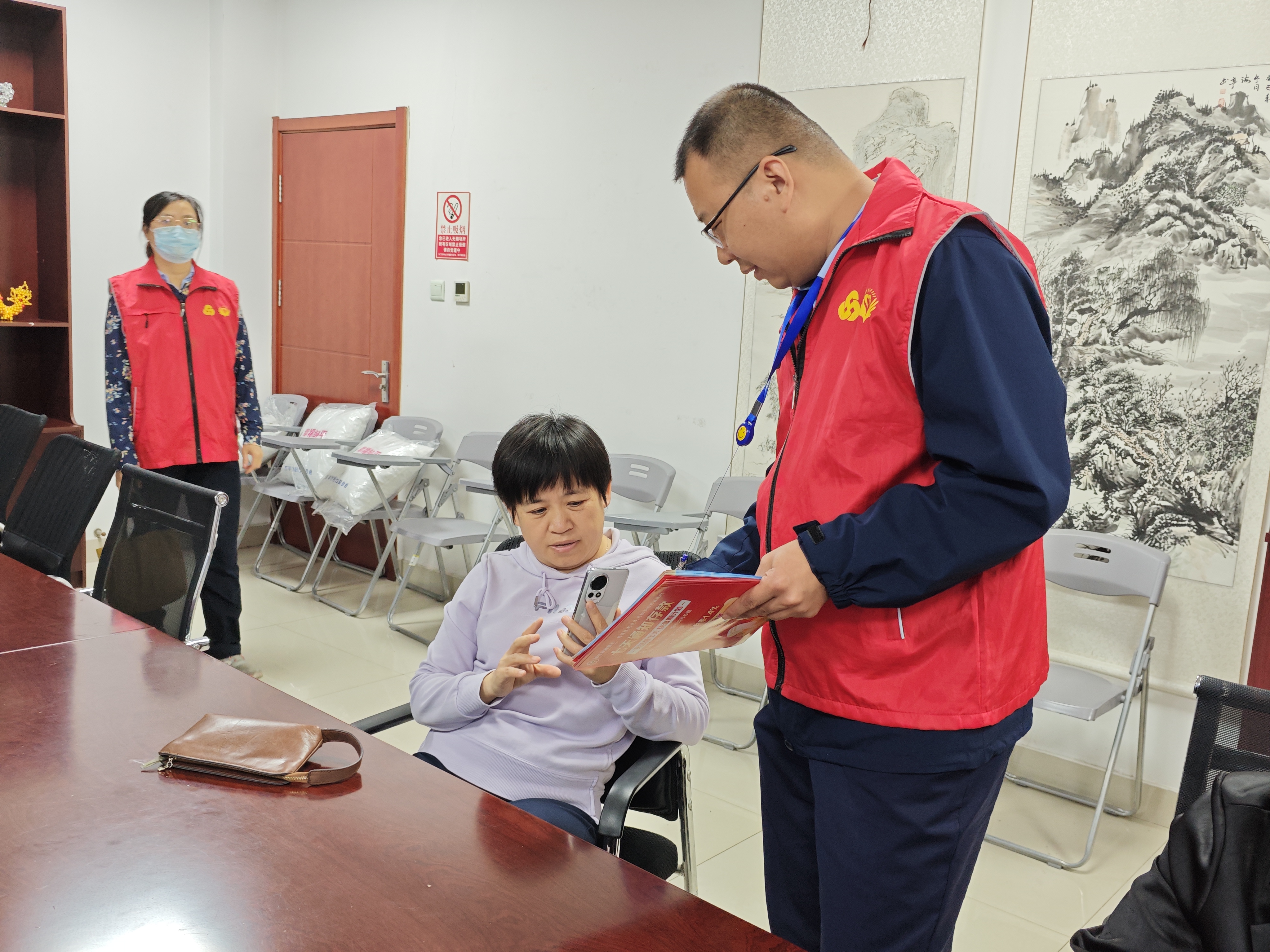 提升品牌影响力，邹平农商银行开展银医同心•护航妇幼主题活动