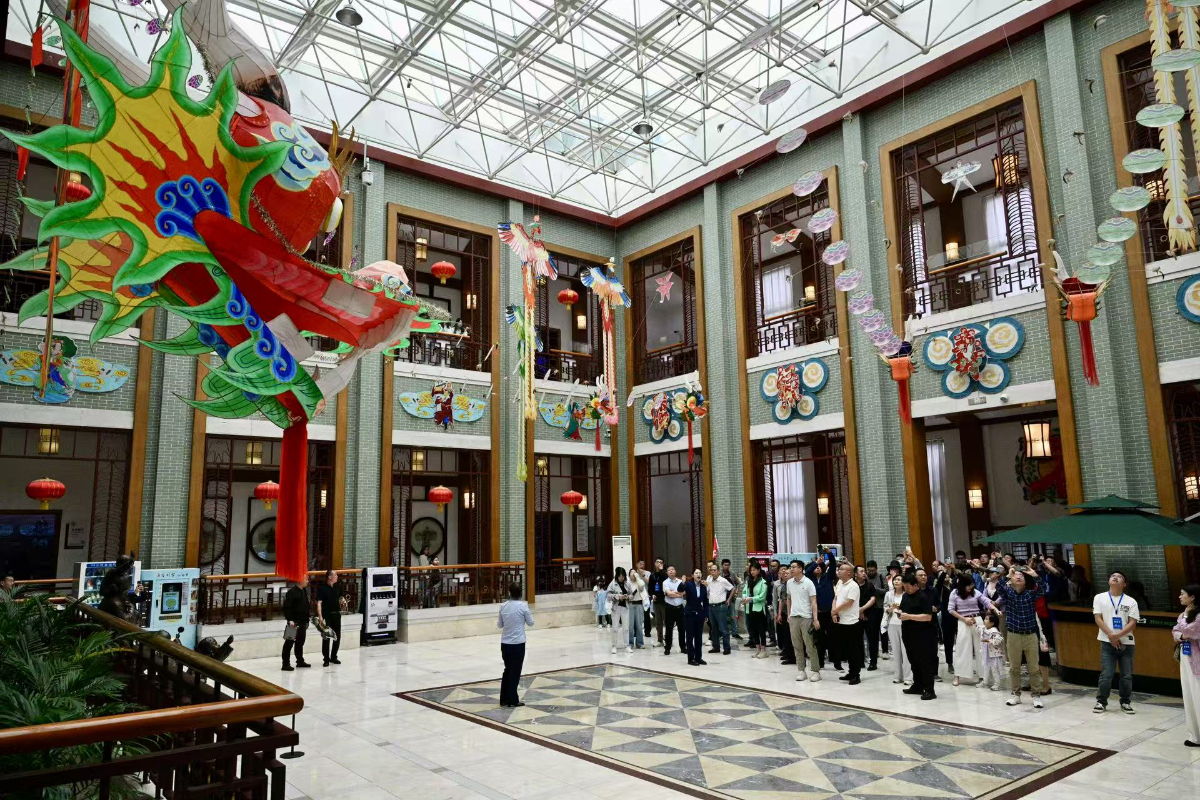 专题|中国报业经营管理大会暨全国主流媒体社长（总编辑）潍坊行