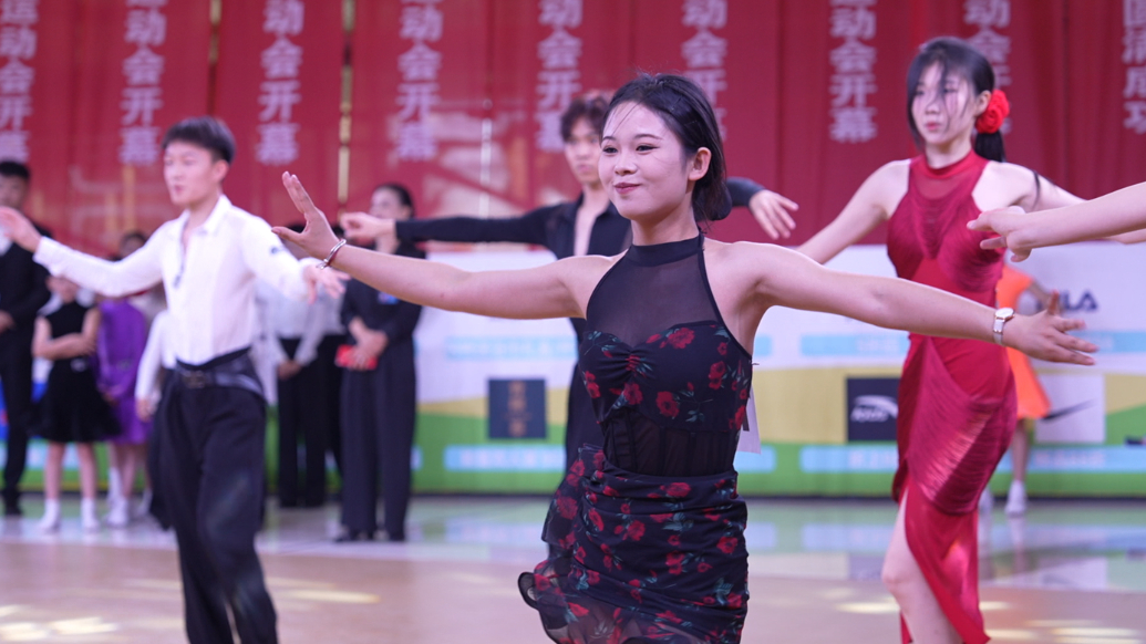 果然视频|潮动全城 济宁市体育舞蹈大赛激情开赛