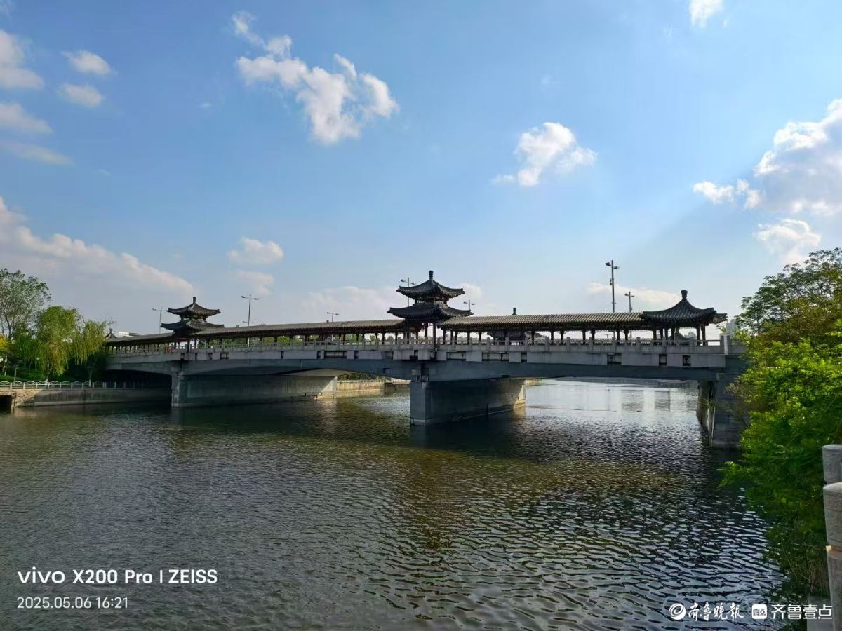 蓝天白云小清河