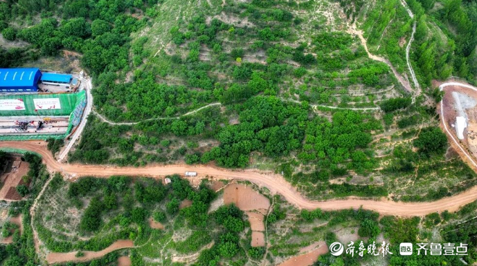 果然视频|全长373米，济枣高铁小山隧道贯通
