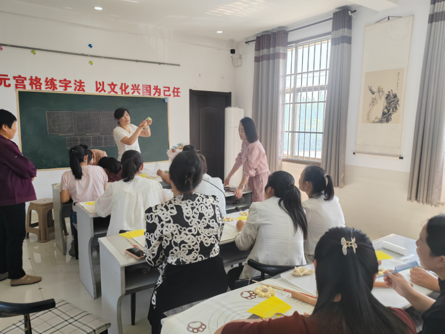 新泰市西张庄镇“粽香寄情传古韵”端午节主题活动​