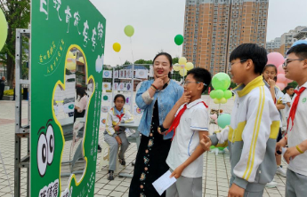 枣庄市实验学校开展第九届“5·25”心理健康节游园活动