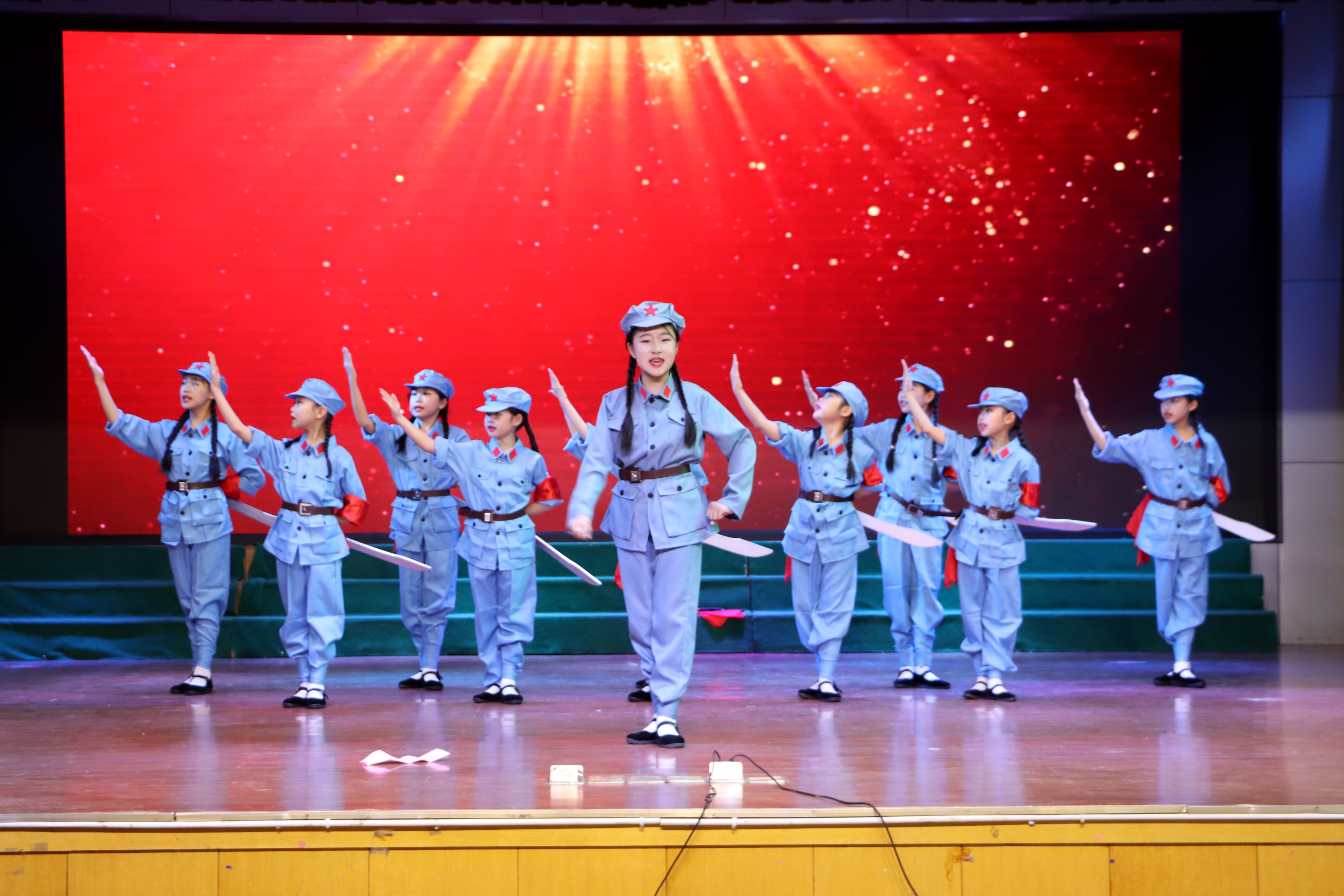 莒县第四实验小学举办2025年整本书阅读剧目展演活动