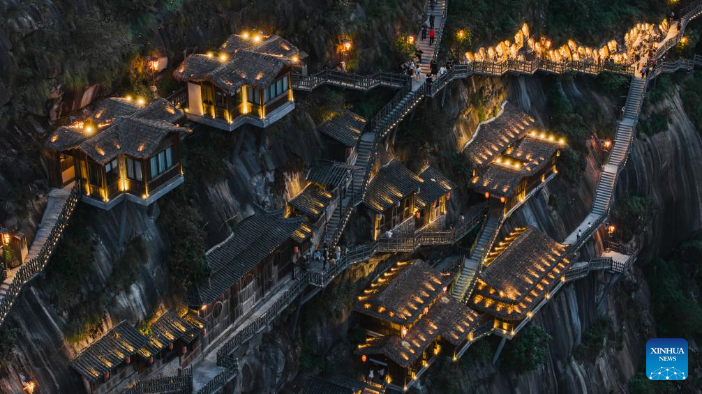 Cliffside wonders elevate tourism in east China