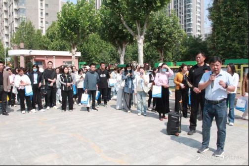 光明小学开展阅读课程建设研讨活动，共绘阅读教育美好蓝图